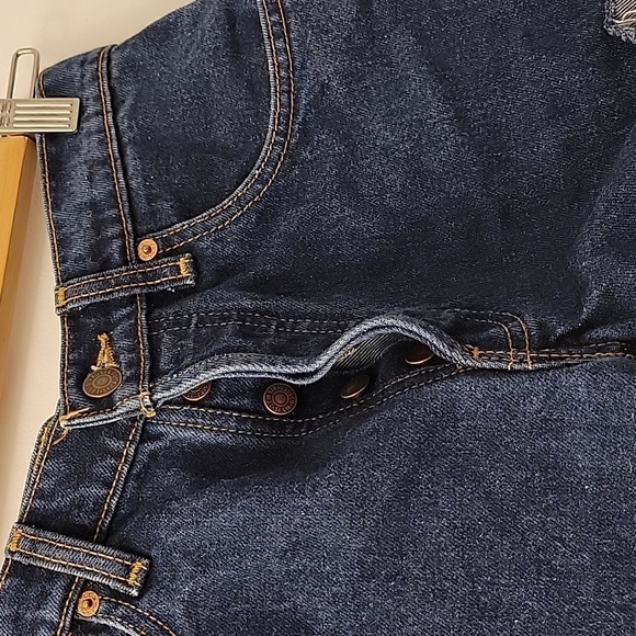 LEVI Strauss 525 Jean Shorts - Picture 4 of 4